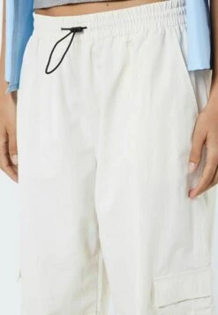 Noisy May Normal Waist - Cargobroek - Oatmeal -Noisy May 0030965c3cc94089b20b4b4bdc881981