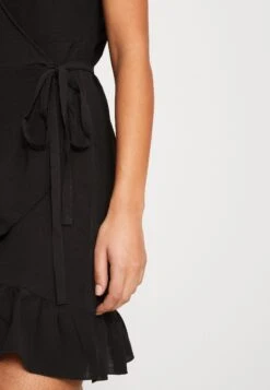 Noisy May Nmclara Bianca Wrap Dress - Jurk - Black 13 Noisy May Nmclara Bianca Wrap Dress - Jurk - Black -Noisy May 0051791f54f04e9bab6dcfa6e76fa7d4