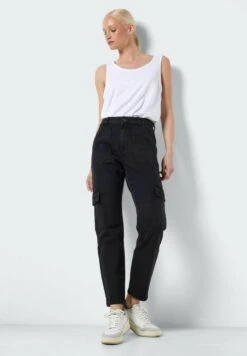 Noisy May Moni Cropped Fit - Slim Fit Jeans - Black 14 Noisy May Moni Cropped Fit - Slim Fit Jeans - Black -Noisy May 027dc9536dcc4a56b9388d412a630334