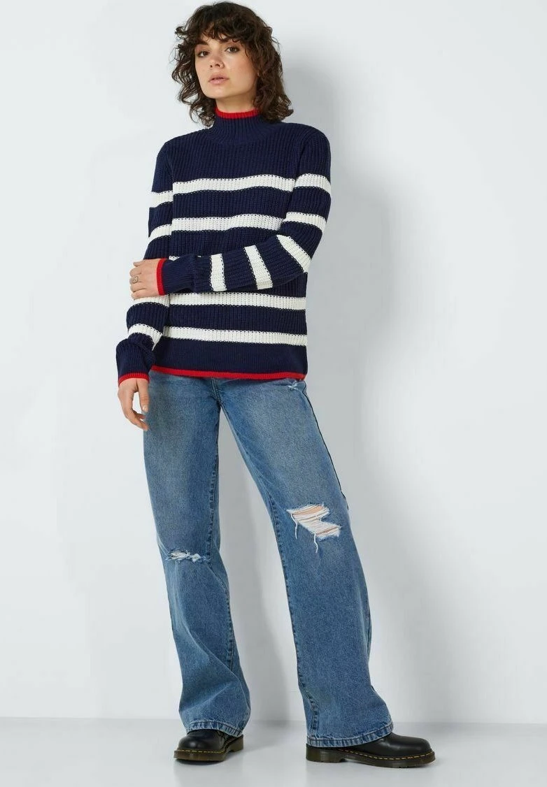 Noisy May Gestreifter - Trui - Navy Blazer 3 Noisy May Gestreifter - Trui - Navy Blazer