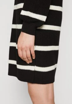 Noisy May Nmmaysa Stripe O Neck Dress - Gebreide Jurk - Black/Eggnog 13 Noisy May Nmmaysa Stripe O Neck Dress - Gebreide Jurk - Black/Eggnog -Noisy May 0559838f9a2c449ba0ab15ad9667eb39