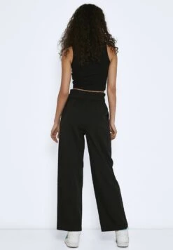 Noisy May Nmlucas Almond Wide Pant - Broek - Black 10 Noisy May Nmlucas Almond Wide Pant - Broek - Black -Noisy May 0720339b236b48d0b150cb002979bbae