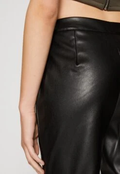 Noisy May Nmandy Moni Ankle Pants- Broek - Black 13 Noisy May Nmandy Moni Ankle Pants- Broek - Black -Noisy May 0bca028eda1c4a7e8fa0e6197384dff5