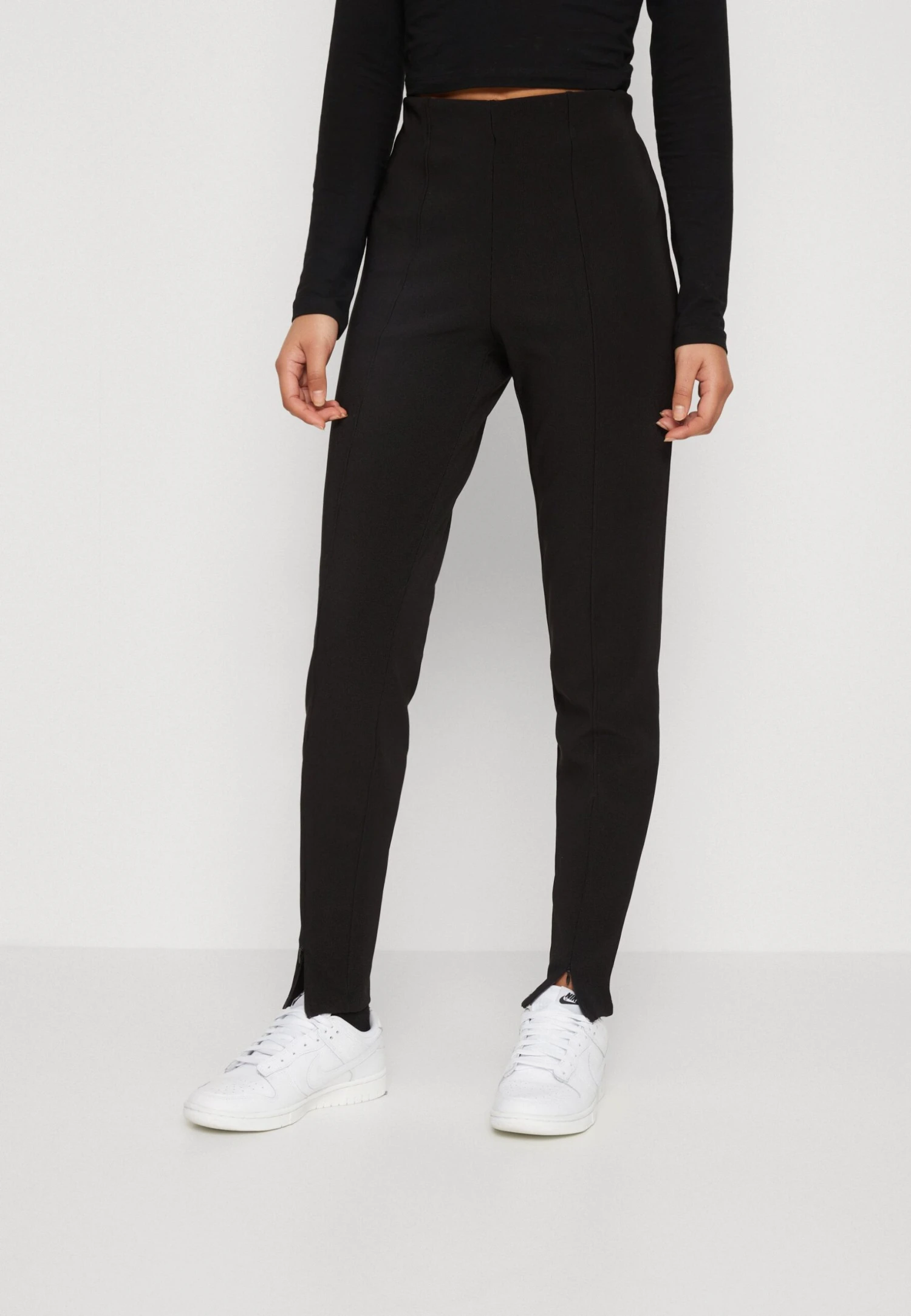 Noisy May Nmsallie Front Detail - Legging - Black 3 Noisy May Nmsallie Front Detail - Legging - Black