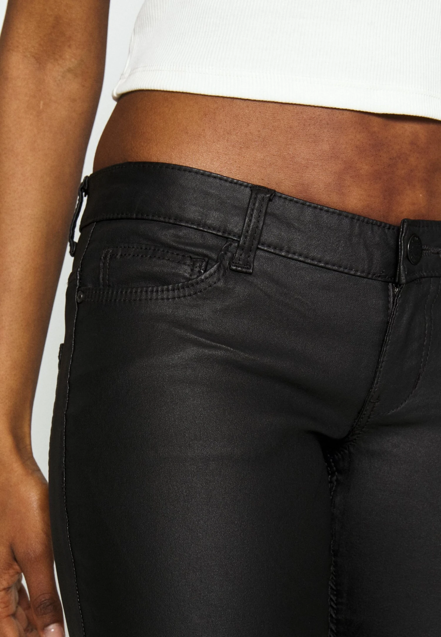 Noisy May Petite Nmallie Petite - Broek - Black 8 Noisy May Petite Nmallie Petite - Broek - Black - Afbeelding 6