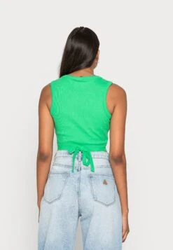 Noisy May Nmmaya Tie Front - Top - Island Green -Noisy May 1529b0884ad24ad58cd58cfc22bf3731