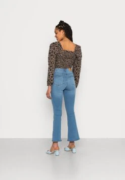 Noisy May Nmsallie Flare - Bootcut Jeans - Light Blue Denim -Noisy May 16569521d3a64f809e438c69674c8842