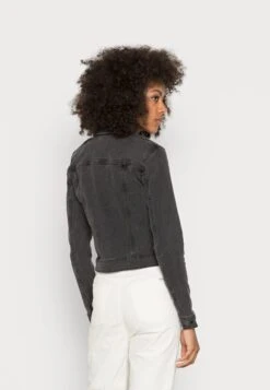 Noisy May Nmdebra Jacket - Spijkerjas - Dark Grey Denim 9 Noisy May Nmdebra Jacket - Spijkerjas - Dark Grey Denim -Noisy May 1a8d3afd87ab43f5b6fd9acab7ad4466