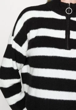 Nmnewalice Half Zip - Trui - Black/Sugar Swizzle -Noisy May 1dd2c2a9a2da45739013e83c803aeeef