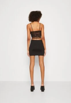 Noisy May Nmceleste Chain Details Skrit - Minirok - Black -Noisy May 1e37d702a2bb4a4a8451a0afea6a4ef6