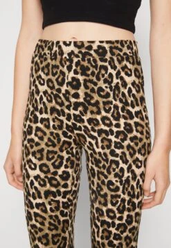 Noisy May Nmsally Pasa Pant - Broek - Black -Noisy May 212f9293699a4651bd475c42a030acb0