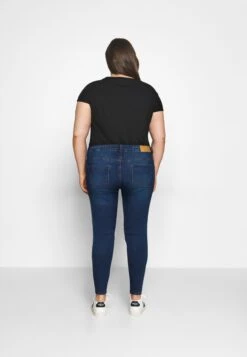 Nmcallie - Jeans Skinny Fit - Medium Blue Denim -Noisy May 251787b4fc6d46d59cea4ae50e63f938