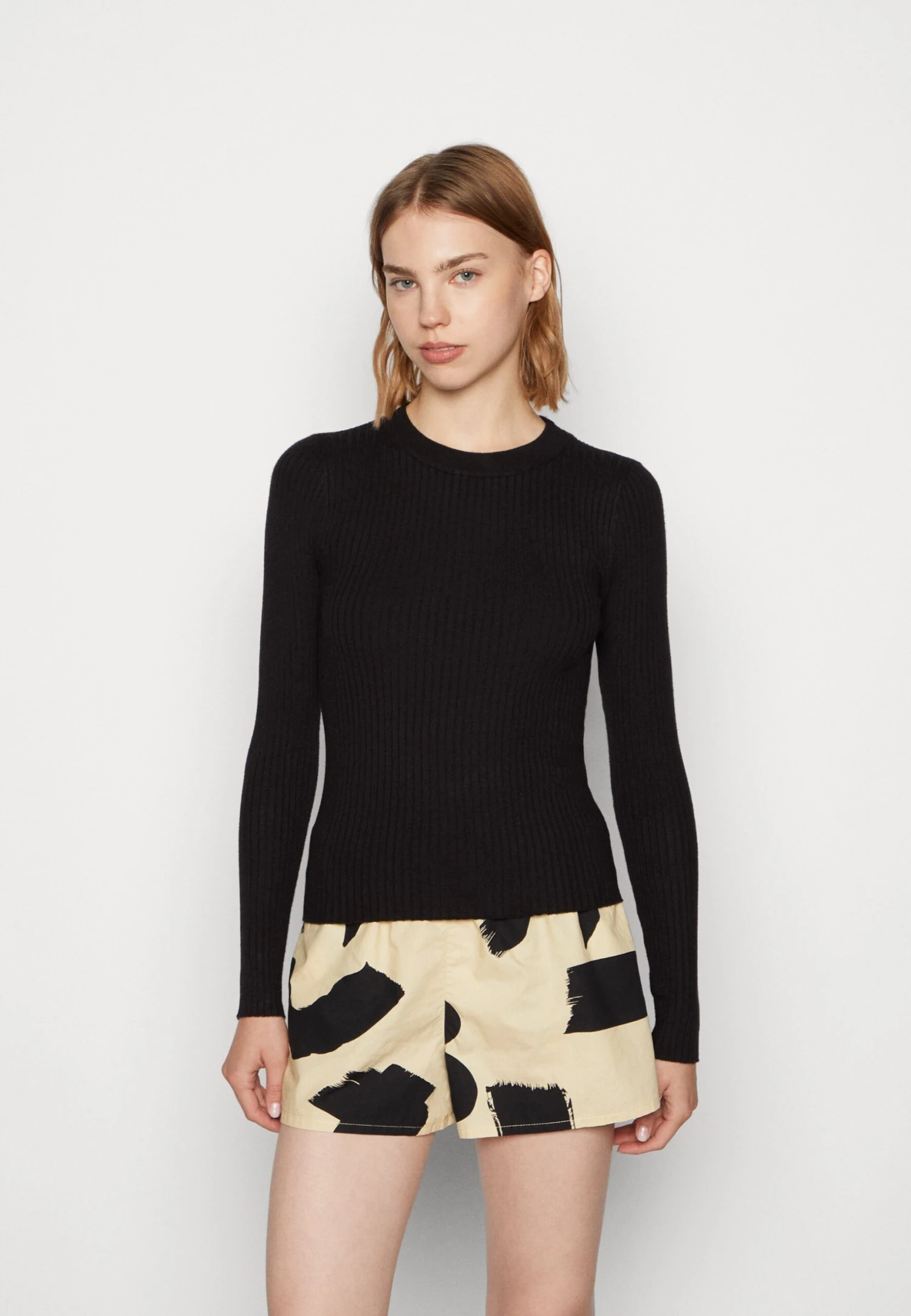 Noisy May Nmship S O-Neck- Trui - Black 3 Noisy May Nmship S O-Neck- Trui - Black