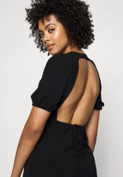 Noisy May Open Back Dress - Jurk - Black -Noisy May 27d6e7ca68a845369091f25f744ccb3e
