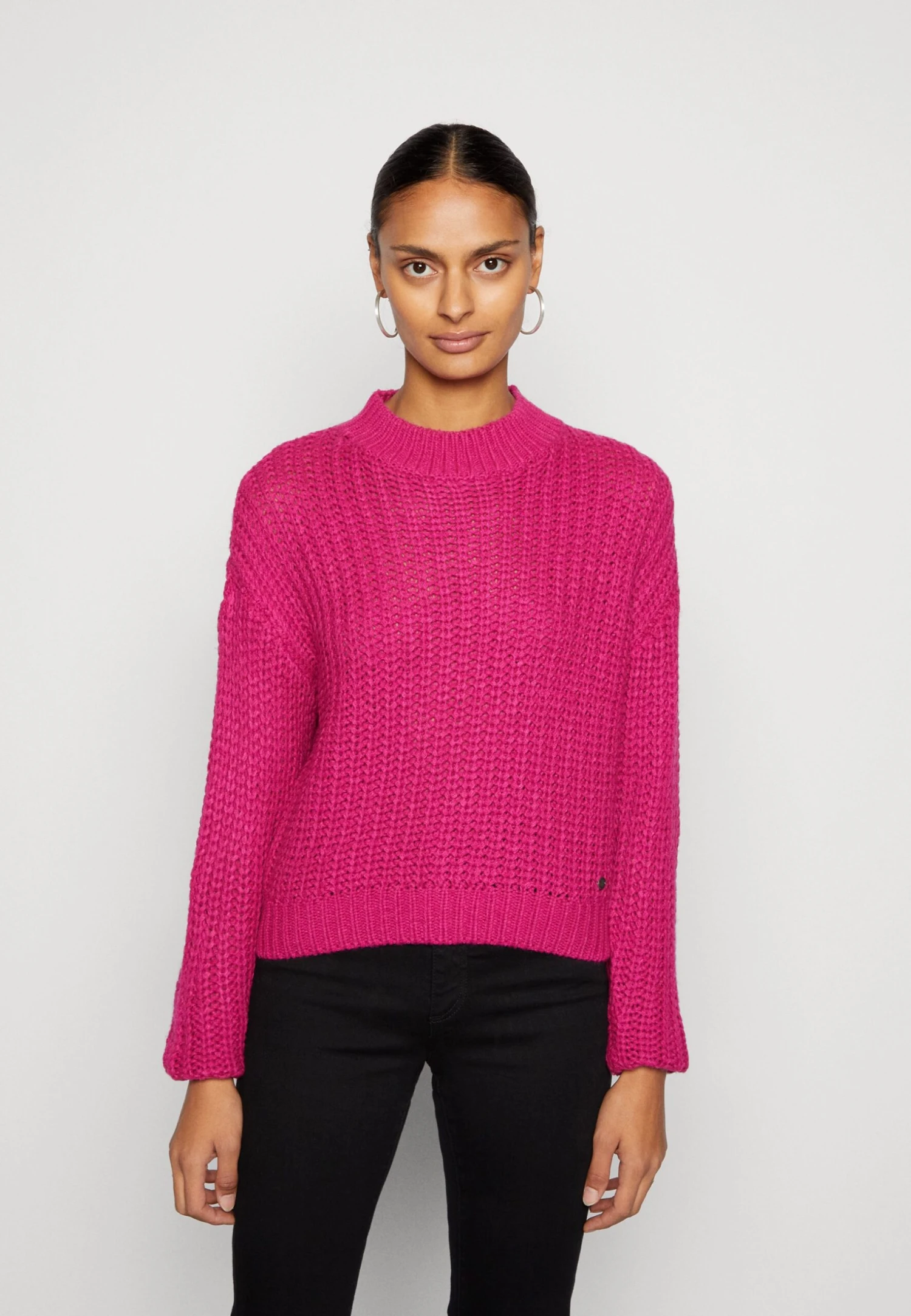 Noisy May Nmharley- Trui - Festival Fuchsia 3 Noisy May Nmharley- Trui - Festival Fuchsia