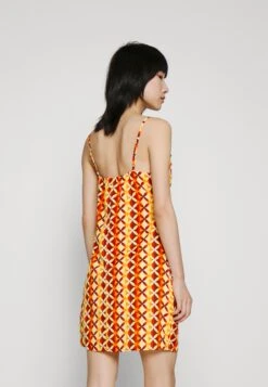 Noisy May Nmrue Strap- Jurk - Pastel Yellow -Noisy May 322a17226a0f499c97446472e7158675