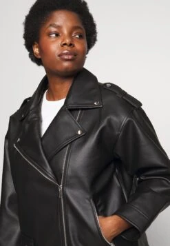 Oversize Biker Jacket- Imitatieleren Jas - Black -Noisy May 35c6f32b11ca490cb3315833db24814e