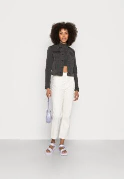 Noisy May Nmdebra Jacket - Spijkerjas - Dark Grey Denim 8 Noisy May Nmdebra Jacket - Spijkerjas - Dark Grey Denim -Noisy May 4670d868aa4d4e789f43341864ec2e2d