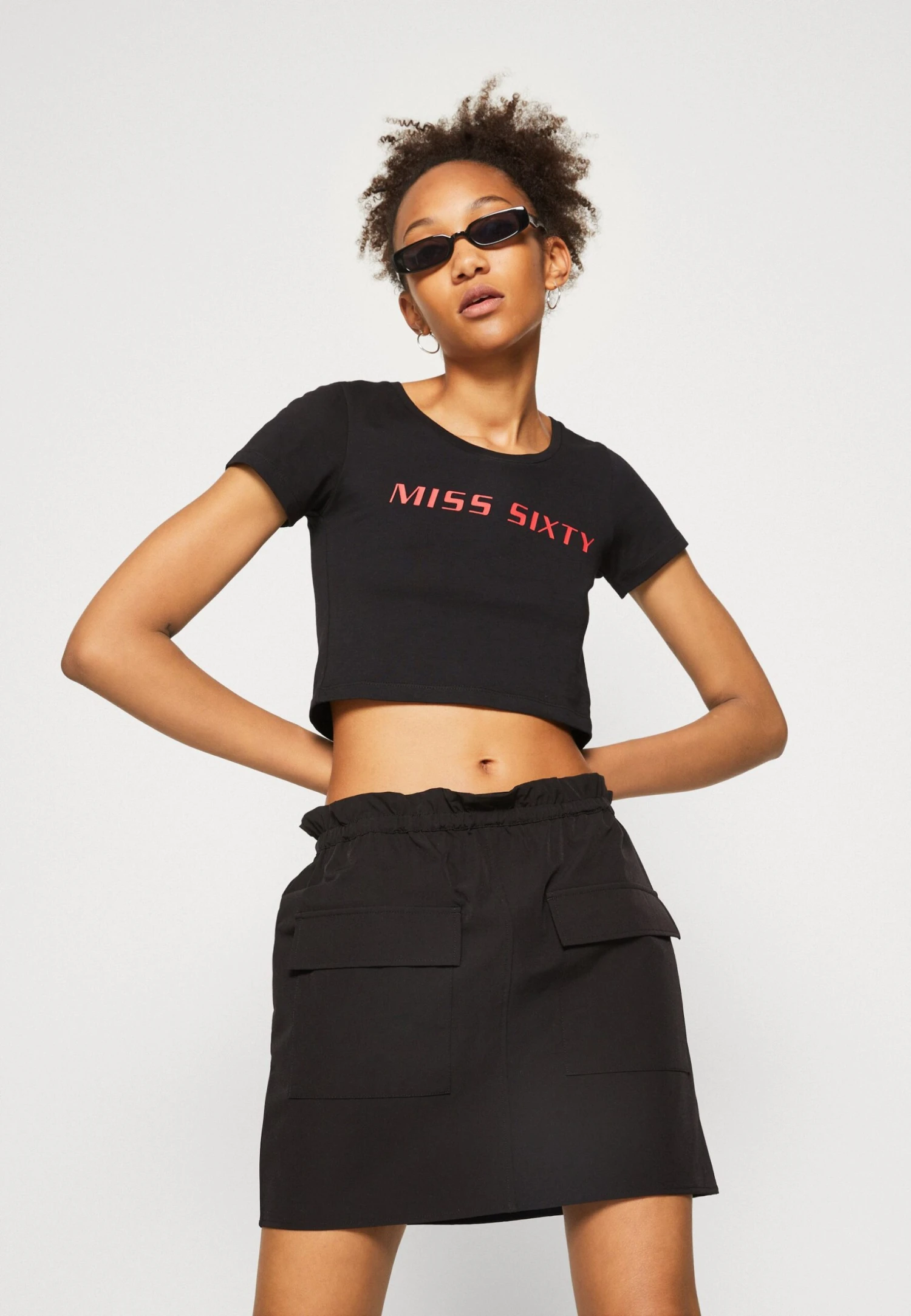 Noisy May Nmkirby Paperbag Short Skirt - Minirok - Black 6 Noisy May Nmkirby Paperbag Short Skirt - Minirok - Black - Afbeelding 4