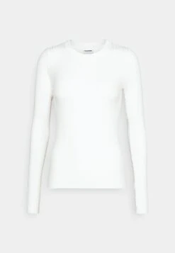 Nmship O-Neck- Trui - Off-White -Noisy May 59e425a571584b6ab925d5d37850c67e