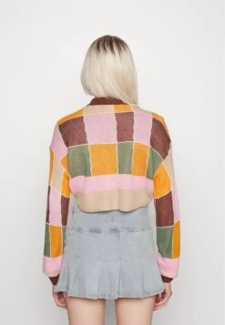 Noisy May Nmharris Cropped - Trui - Desert Sun 10 Noisy May Nmharris Cropped - Trui - Desert Sun -Noisy May 59eabf633dae4184a5c42778d9104629