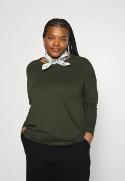 Nmmathilde O Neck High Low Curve - Longsleeve - Kombu Green 11 Nmmathilde O Neck High Low Curve - Longsleeve - Kombu Green -Noisy May 5a4a9513cb6546afa74276ed23e58f50