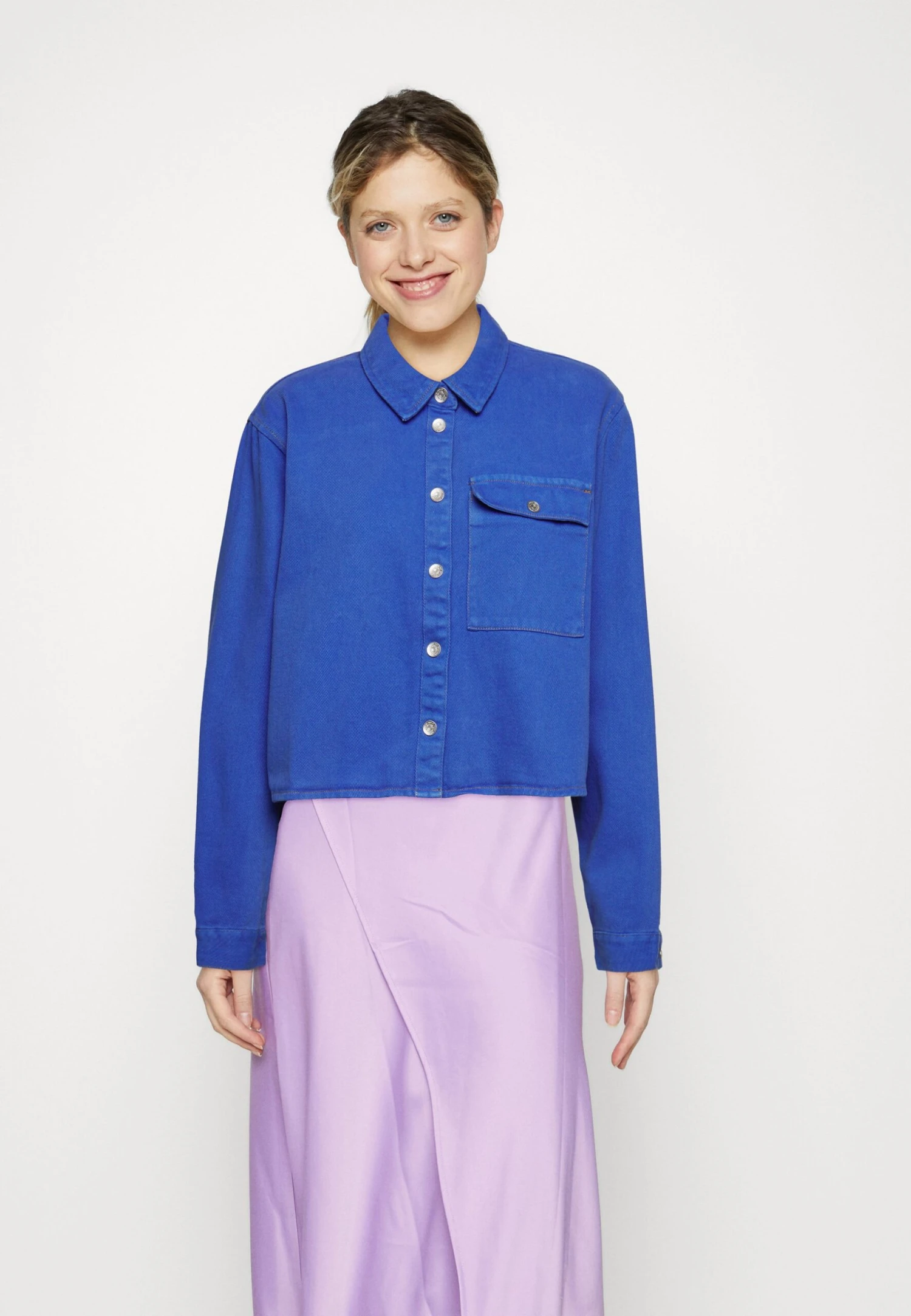 Noisy May Nmmaddy - Overhemdblouse - Dazzling Blue 3 Noisy May Nmmaddy - Overhemdblouse - Dazzling Blue