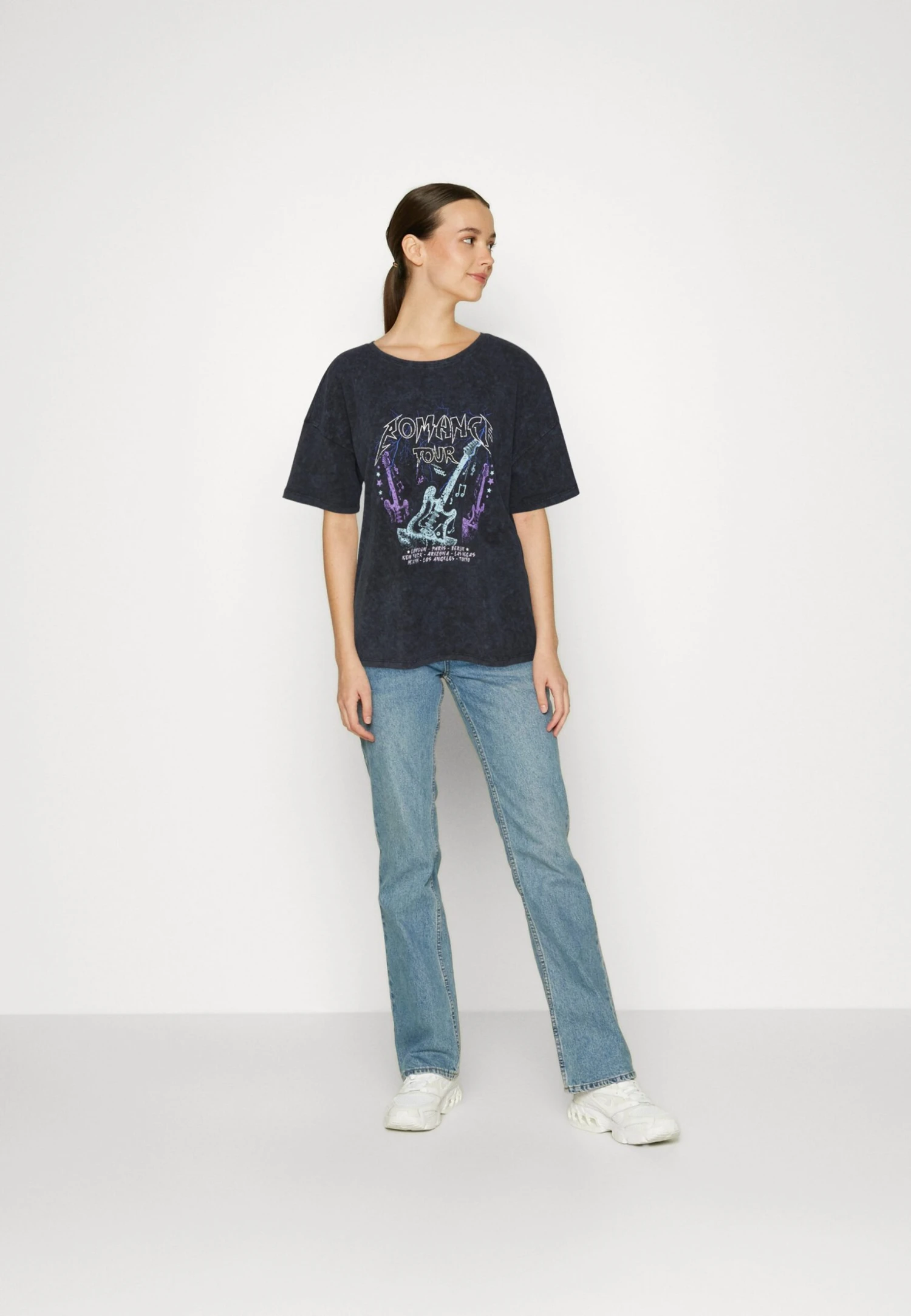 Noisy May Nmtori Ida Washed - T-Shirt Print - Black 4 Noisy May Nmtori Ida Washed - T-Shirt Print - Black - Afbeelding 2