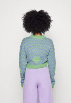 Noisy May Petite Nmcosmos O Neck Crop - Trui - Absinthe Green -Noisy May 5e19355c33144e469d78f4fa681194a3