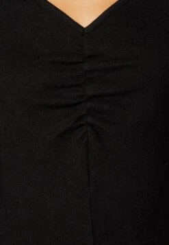 Noisy May Nmcity Ava V-Neck Top- Trui - Black -Noisy May 5e4cab7e1f134ec399fc80c13d4afd2b