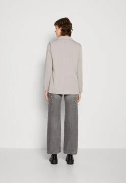 Noisy May Nmvera Oversize - Blazer - Light Grey Melange/White -Noisy May 5ec7b6e5af9b41b2aeb575db2bd9b84e