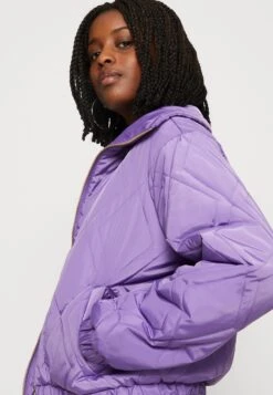 Noisy May Ziggy Quilt - Bomberjacks - Paisley Purple -Noisy May 604481d441104a38af6d6f550ca6ac93