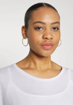 Nmmaiden Dress Curve - Jerseyjurk - Bright White -Noisy May 61bd3c5740aa4d04bb97abf9efd90999