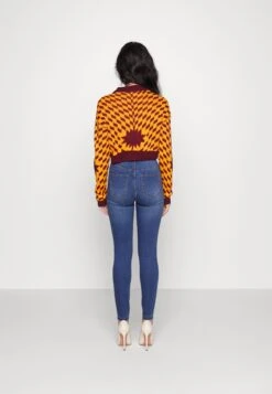 Noisy May Petite Nmcosmos O Neck Crop - Trui - Windsor Wine 9 Noisy May Petite Nmcosmos O Neck Crop - Trui - Windsor Wine -Noisy May 62ad41afece64a2ba0b7dc134a4a084d