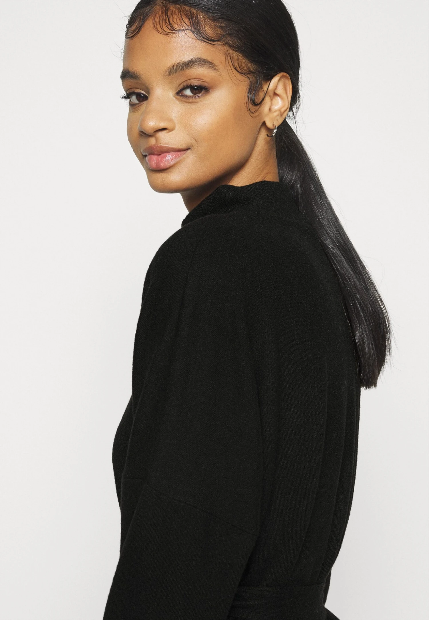 Noisy May Nmcity Ava Short Dress - Jerseyjurk - Black 6 Noisy May Nmcity Ava Short Dress - Jerseyjurk - Black - Afbeelding 4