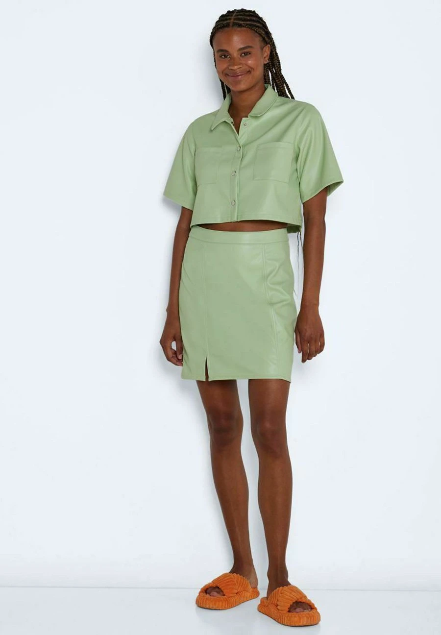 Noisy May Overhemdblouse - Smoke Green 4 Noisy May Overhemdblouse - Smoke Green - Afbeelding 2