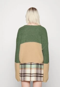 Noisy May Nmpoppy O-Neck- Trui - Dark Ivy -Noisy May 718f3b21957e47e09cdfdec304c2b35e