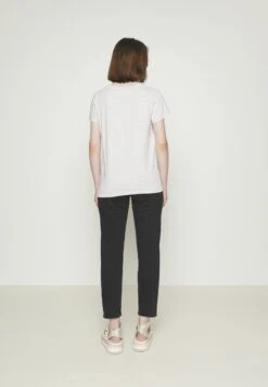 Noisy May Nmmoni Ank - Straight Leg Jeans - Black Denim -Noisy May 7261a9a3d7c04b2daad87be54b947b82