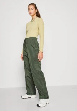 Noisy May Nmsk Rainpants- Cargobroek - Kombu Green/Black -Noisy May 7bac629806df4b4abcc70ad474bc1c4c