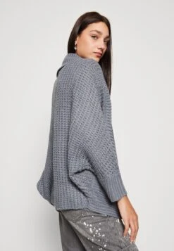 Noisy May Nmmette Cardigan - Vest - Stormy Weather -Noisy May 8028304d2d0a4138b4c1bae681c7d47a