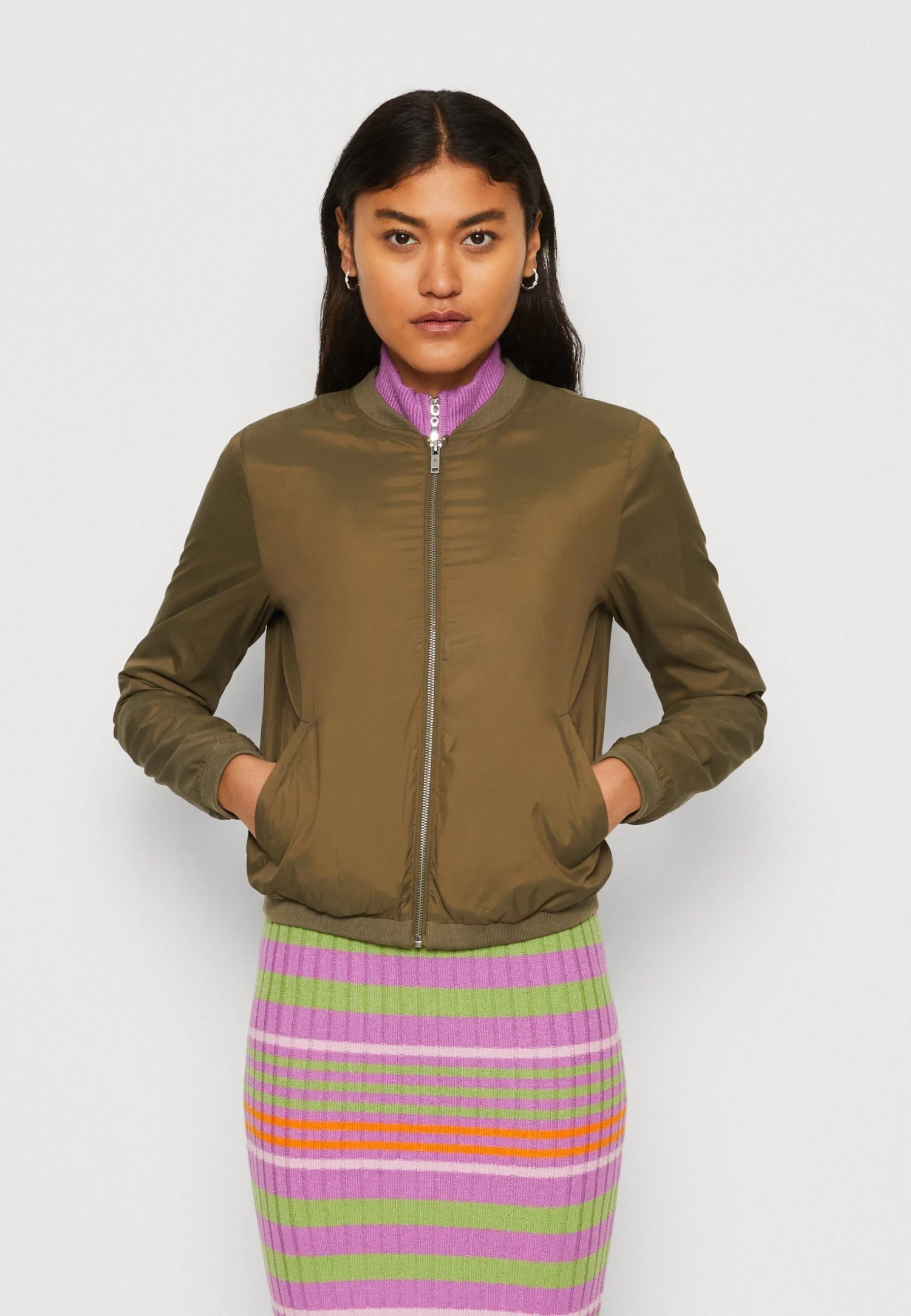 Noisy May Nmluana Jacket - Bomberjacks - Kalamata 3 Noisy May Nmluana Jacket - Bomberjacks - Kalamata