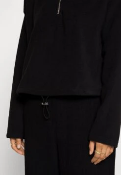 Noisy May Nmmisser Cropped - Fleece Trui - Black -Noisy May 8db7902603d14d98a0a577f9eeb144d2