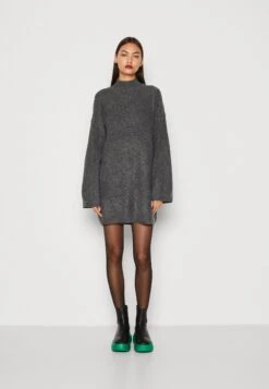 Noisy May Nmbalance Funnel Neck- Gebreide Jurk - Dark Grey Melange