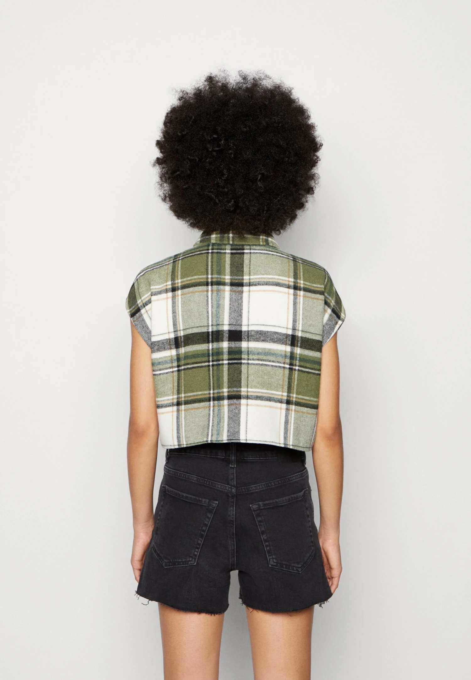 Noisy May Nmflanny Cropped - Overhemdblouse - Mermaid 5 Noisy May Nmflanny Cropped - Overhemdblouse - Mermaid - Afbeelding 3