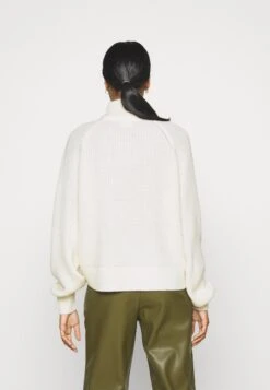 Noisy May Nmtimmy Highneck Noos - Trui - Sugar Swizzle 9 Noisy May Nmtimmy Highneck Noos - Trui - Sugar Swizzle -Noisy May 9cbd6becd9824df8b7e930bf683a4c1e