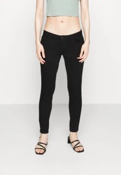 Noisy May Petite Nmallie Skinny Jeans- Jeans Skinny Fit - Black