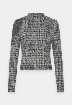 Noisy May Nmtowny Cutout - Longsleeve - Black -Noisy May a48370f855a64e44950f30a0f19cbb9b