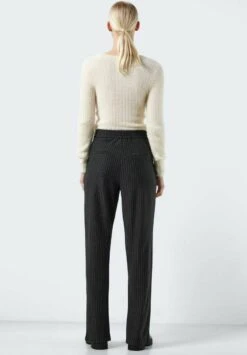 Noisy May Nadelstreifen - Broek - Dark Grey Melange 11 Noisy May Nadelstreifen - Broek - Dark Grey Melange -Noisy May a54eaa1c293f498581dd8977447ca1b2