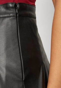 Noisy May Nmpaulo Pleated Skirt - Minirok - Black -Noisy May a77465ba2d334645a4577007a29ba526