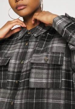 Noisy May Nmflanny Long Shacket - Overhemdblouse - Black/Grey -Noisy May a86aa5ffe0df491aac9241b29304181d